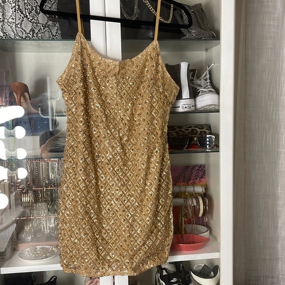 drop a glint dress gold Gold Metallic Foil Pattern One Shoulder Mini Dress main image 0